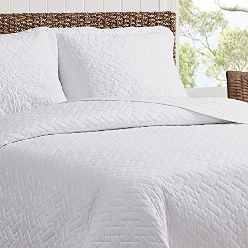 Tommy Bahama - King Quilt Set, Soft Bedding with Matching Shams, Cozy Bedspread, Bedding Set for All Seasons (Chevron White, King) Tommy Bahama