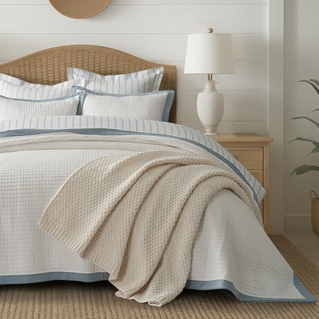 EVERGRACE Cotton Border Frame Tack-Stitch Quilt Bedding Set King Size, Coastal Oversized 3 Pieces Lightweight Bedspread Coverlet for All Season, with 2 Matching Shams, Blue Linen EVERGRACEHOME