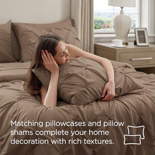 Bedsure Full Comforter Set Brown - Bed in a Bag Full Size Bedding Set 7 Pieces, GentleSoft™ Pintuck Bed Set Gift for Family, Pinch Pleat All Season Comforter with Sheets, Pillowcases & Shams