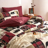 Wake In Cloud - Rustic Comforter Set, Cabin Christmas Lodge Western Country Bear Deer Moose Woodland RV Outdoor Theme, Soft Lightweight Bedding, 3 Pieces, Burgundy Black, California King Size Wake In Cloud
