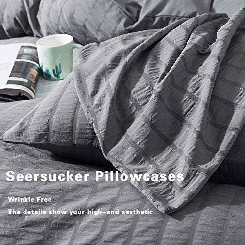 AveLom Seersucker Duvet Cover Set King Size (104 x 90 inches), 3 Pieces (1 Duvet Cover + 2 Pillow Cases), Dark Gray Ultra Soft Washed Microfiber, Textured Duvet Cover with Zipper Closure, Corner Ties AveLom