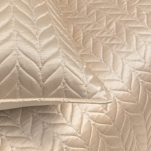 Whale Flotilla Silky Soft Satin Quilt King Size, Luxury Reversible Lightweight Bedspreads Covelets for All Seasons, Leaf Stitched Pattern Bedding Set with Satin Pillowcases, Champagne Whale Flotilla