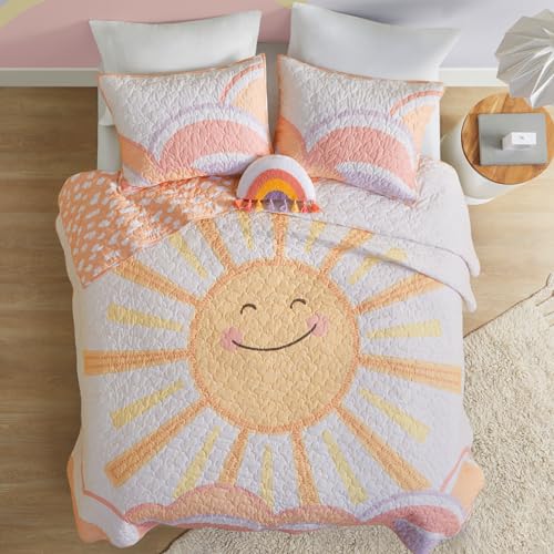 Intelligent Design Kids Twin Quilt Bedding Set, Cotton Coverlet Sun Girls Bedding Set Rainbow & Clouds Reversible Dawn Light & Breathable Sham Throw Pillow Twin Yellow/Coral 3 Piece Intelligent Design