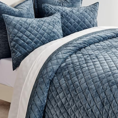 EVERGRACE Luxury Velvet Quilt Set King Size, Diamond Quilted Lightweight Velvet Comforter for All Season, Ultra Soft Oversized Bedspread Coverlet Bedding Set with 2 Pillow Shams, Stormy Blue EVERGRACE