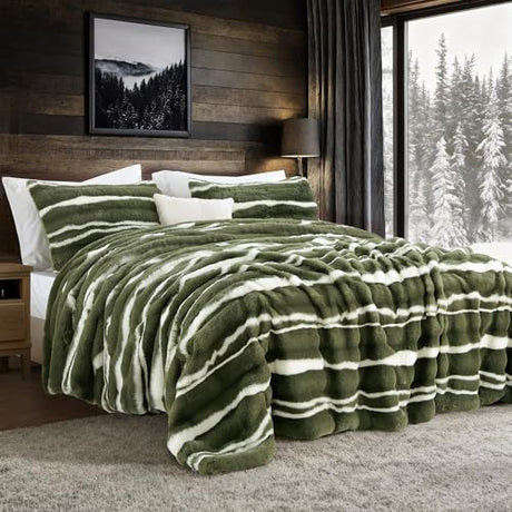 Wonderful 3 Pieces Fluffy Faux Rabbit Fur Comforter Set King Size, Dark Green Plush Fuzzy Bedding Set, Animal Stripes Design Warm Soft Comforter Bedding Set for All Season,104"x94" Wonderful