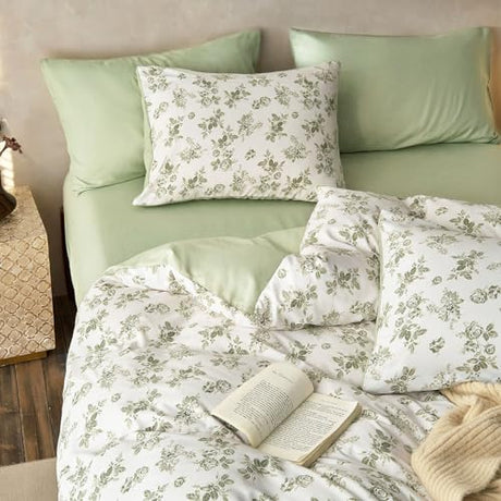 Wake In Cloud - Cottagecore Duvet Cover Set, Floral Vintage Flower Shabby Chic Coquette Aesthetic for Women Teen Girls, Soft Lightweight Bedding, 3-Piece, Sage Green, Full Size Wake In Cloud