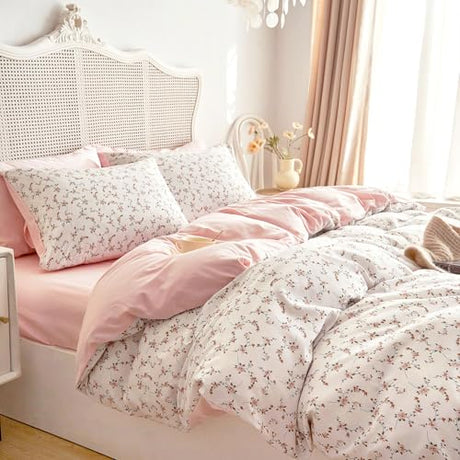 Wake In Cloud - Floral Duvet Cover Set, Coquette Cottagecore Aesthetic Cute Flower Pattern for Women Teen Girls, Soft Lightweight Bedding, 3-Piece, Pink, Full Size Wake In Cloud