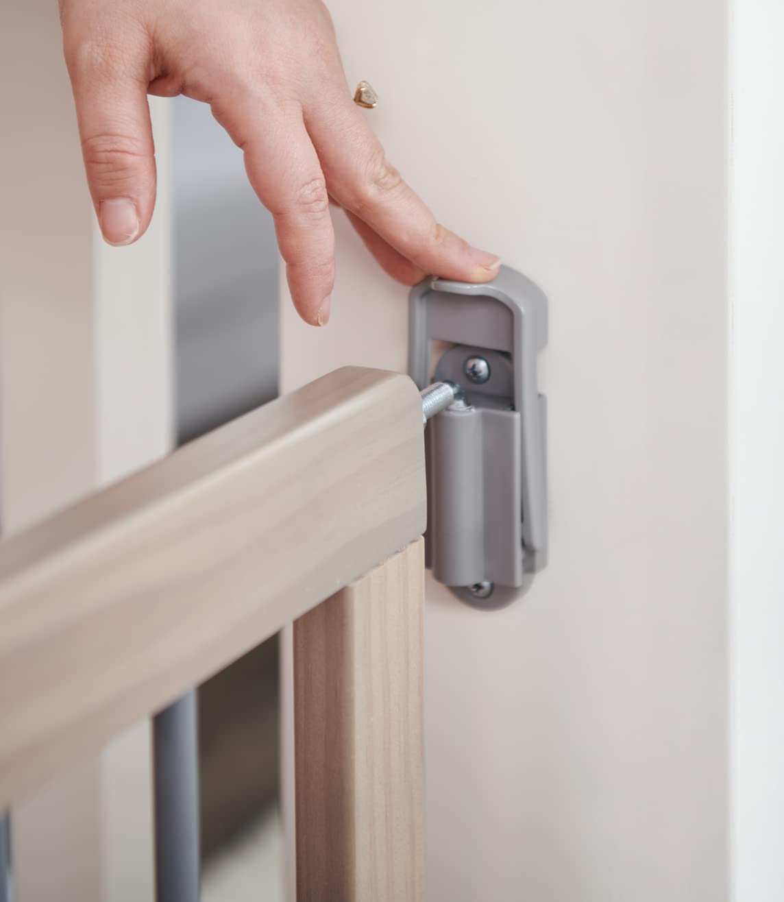 Regalo Heritage and Home Wooden Extra Wide Stairway and Hallway Walk Through Baby Safety Gate with Mounting Kit Regalo