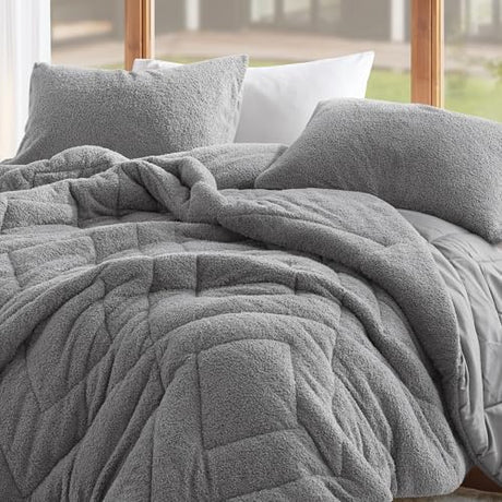 Comfort Spaces Queen Comforter Set Reversible Feather-Soft Plush Comforters for Queen Size Bed All Season Lightweight Shearling Fleece Sherpa Comforter Queen Size Bed Set, Full/Queen, Grey 3 Piece Comfort Spaces