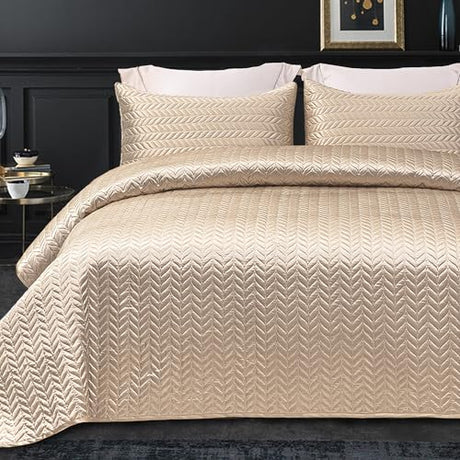 Whale Flotilla Silky Soft Satin Quilt King Size, Luxury Reversible Lightweight Bedspreads Covelets for All Seasons, Leaf Stitched Pattern Bedding Set with Satin Pillowcases, Champagne Whale Flotilla
