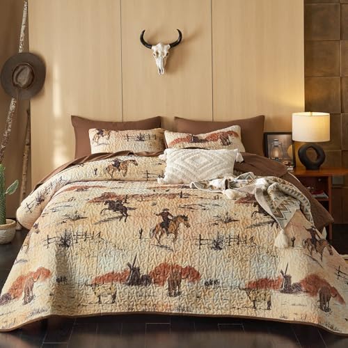 Wake In Cloud - Western Quilt Set, Rustic Ranch Life with Cowboy Southwestern Vintage Country Pattern Printed, Reversible Lightweight Bedspread Coverlet, 3 Pieces, Ochre Brown, Twin/Twin XL Size Wake In Cloud