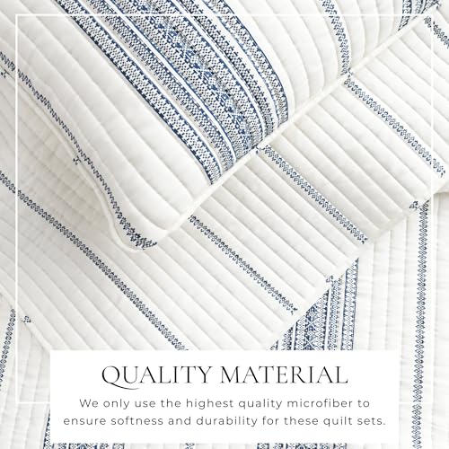 Great Bay Home Full/Queen Reversible Quilt Bedding Set - All Season, Modern, Lightweight Bedspreads - White & Navy Striped Coverlets (Includes 1 Quilt, 2 Pillow Shams) Great Bay Home