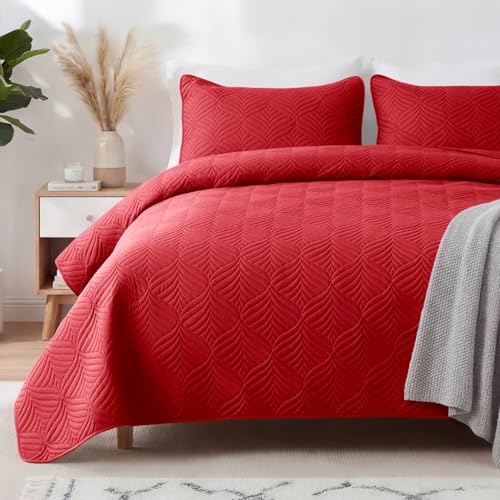Whale Flotilla Extra Soft Twin Quilt Bedding Set, Lightweight Red Bedspreads Quilts Twin Size with Modern Pattern, Reversible 2-Piece Coverlet with 1 Pillow Shame for All Seasons Whale Flotilla
