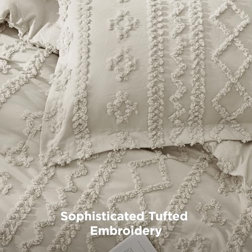 Bedsure Tufted Boho Comforter Set Full Size - Linen Boho Bed Set, GentleSoft™ 3 Pieces Farmhouse Shabby Chic Embroidery Bedding, Gifts for Woman, Soft Jacquard Full Comforter for All Seasons Bedsure