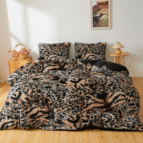 XeGe Fluffy Faux Fur Tiger-leopard Patchwork Print Duvet Cover Set, 1 Plush Fuzzy Decorative Comforter Cover and 2 Furry Pillowcases, Western Wild Shaggy Bedding Set with Zipper, Brown and Black, King XeGe