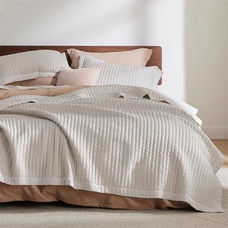 Bedsure Quilts King Size - King Quilt Bedding Set Bedspread Coverlet Comforter, Lightweight Corduroy Pattern Bedspread, 3-Piece Set with 106"x96" Coverlet & 2 Pillow Shams, All-Season Soft Microfiber Bedsure