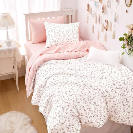 Wake In Cloud - Floral Comforter Set, Coquette Cottagecore Aesthetic Cute Flower Pattern for Women Teen Girls, Soft Lightweight Dorm Bedding, 3 Piece, Pink, Twin/Twin XL Size Wake In Cloud