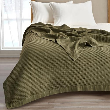 Great Bay Home 100% Cotton Blanket for Full/Queen Size Bed | Lightweight and Breathable Waffle Weave Blankets for Summer & Spring | Versatile, Layering Dark Green Bed Blanket, Olive, 90x90 inches Great Bay Home