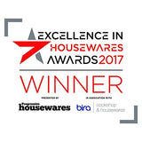 OXO Good Grips Non-Stick Pro Cake Pan Square 9 x 9 Inch, brown OXO