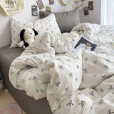 Bildenly White Twin Comforter Set - Black Bow Quilt Bedding Set 2 Pieces, Comforter Set Twin Size, Soft & Lightweight Comforter(68‘’ x 90‘’) for Girl All Season & 1 Pillowcase(30‘’x20‘’) Bildenly