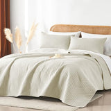 Davulos King/Cal King Quilt Set in Cream, Soft Reversible Microfiber Bedspread for All-Season Use in Bedroom or Dorm, Lightweight Modern Geometric Coverlet (1 Quilt, 2 Pillow Shams) Davulos