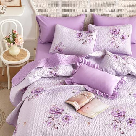 Wake In Cloud - Shabby Chic Quilt Set, Floral Coquette Cottagecore Farmhouse Vintage Flowers, for Women Teen Girls, Reversible Lightweight Bedspread Coverlet, 3 Pieces, Purple, Twin/Twin XL Size Wake In Cloud