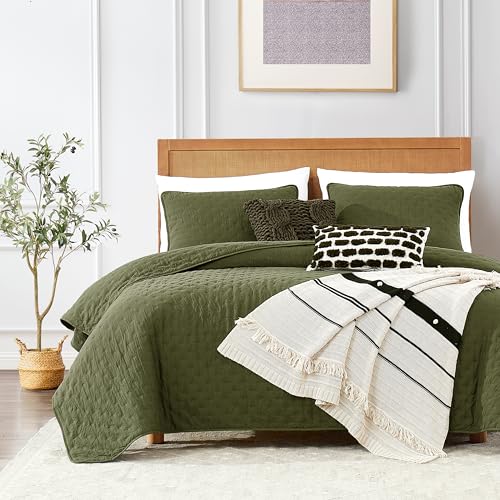 ROARINGWILD Olive Green Cloud Twin Size Quilt Bedding Sets with Pillow Sham, Farmhouse Lightweight Soft Bedspread Coverlet, All Season Rustic Country Thin Comforter, 2 Pieces, 68x90 inches ROARINGWILD