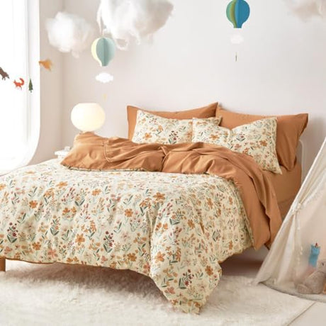 Wake In Cloud - Floral Bedding Set for Girls, Cute Colorful Botanical Flowers Patterned Soft Lightweight Comforter Set with Sheets, 7 Pieces Kids Bed in a Bag, Orange Cream, Full Size Wake In Cloud
