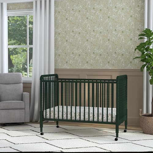 DaVinci Jenny Lind 3-in-1 Convertible Crib in Forest Green, Removable Wheels, Greenguard Gold