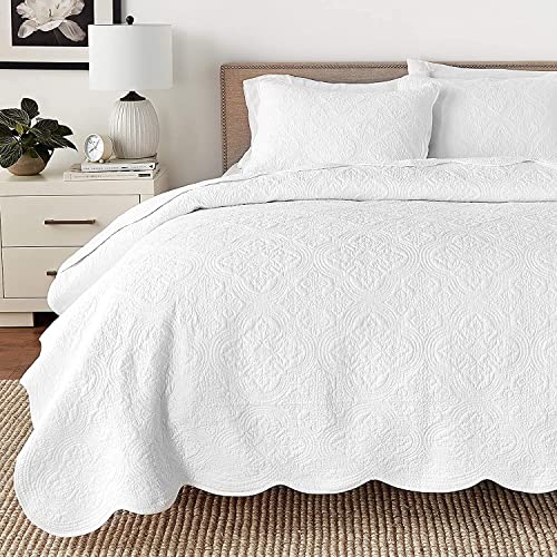 Cozy Line Home Fashions 100% Cotton Victorian Medallion Solid White Matelasse Embossed Bedding Quilt Set, Reversible Lightweight Bedspread, Coverlet for All Season (Blantyre - White, Queen - 3 piece) Cozy Line Home Fashions