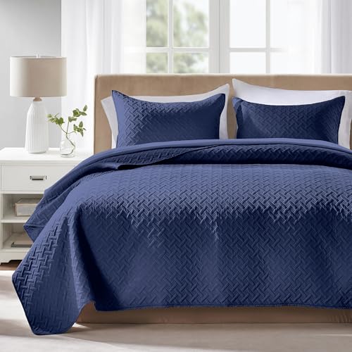 FLYMME King Size Quilt Set - Soft Navy Blue Quilts Lightweight Microfiber Bedspread - Classic Basket Weave Pattern Bedspreads Coverlet 3 Pieces for All-Season (1 Quilt, 2 Pillow Shams) FLYMME