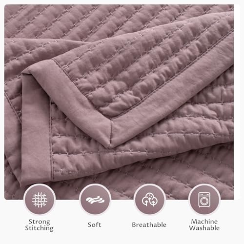 Oversized King Quilt Set 112"x106" – Soft Washed 3-Layer Lightweight California King Bedspread, Minimalist Nordic Design, All-Season Quilt Bedding (1 Quilt + 2 Pillow Shams), Twilight Mauve Purple KASENTEX
