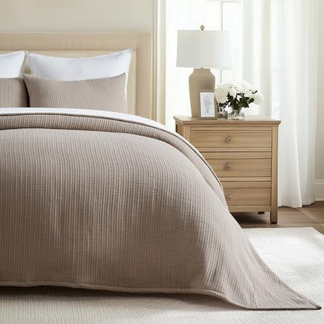 EVERGRACEHOME Cotton Gauze King Bedspread, Ultra Soft Prewashed Pick Stitch Matelassé Coverlet, Lightweight Textured Oversized King Quilt Bedding Set for All Season, with 2 Shams, Mocha Brown EVERGRACEHOME