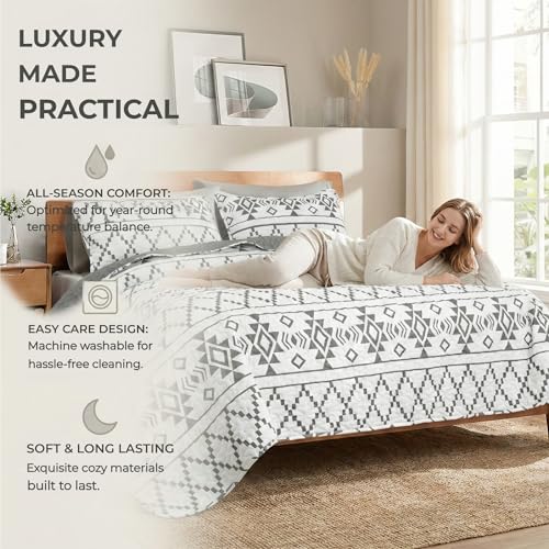 Whale Flotilla Twin Quilt Set - Reversible White Quilts Twin Size with 1 Pillow Sham, Lightweight Boho Striped Bedspreads Coverlet Bedding Set for All Seasons Whale Flotilla