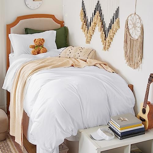 Bedsure Duvet Cover Twin/Twin XL Size - 2 Pieces Prewashed Cotton-Like Polyester Extra Soft Bedding Set, Includes 1 Twin Duvet Cover 68''x90'' with Zipper Closure & 1 Pillow Sham, White, No Comforter Bedsure
