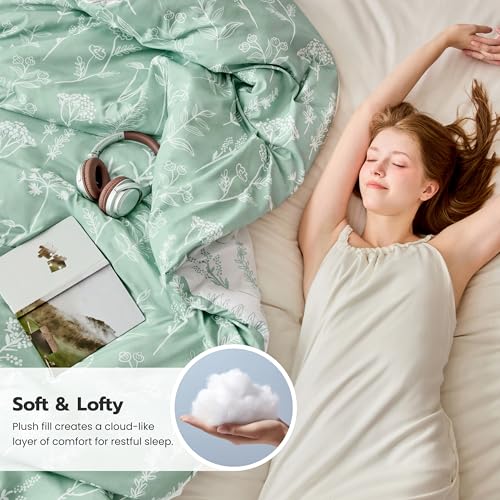 JOIEDOMI California King Comforter Set, Sage Green 3 Pieces Floral California King Bedding Set for Girls Bed with 1 Soft Reversible Botanical Comforter and 2 Pillow Shams, Bed in a Bag for All Seasons Joiedomi