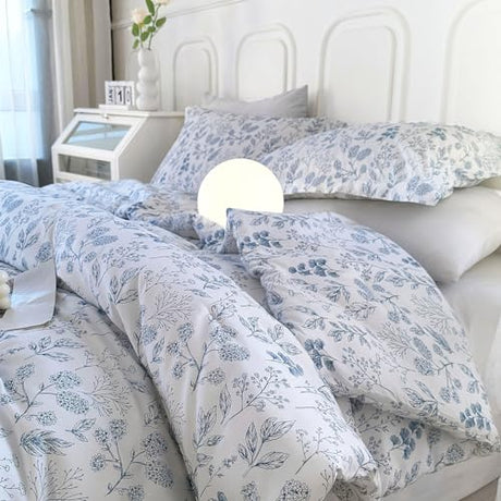 EAVD Queen Comforter Set White and Blue Floral Bedding Set for Women Soft Microfiber 3-Piece Vintage Garden Floral Comforter Set with 2 Pillowcases Botanical Bedding Set for All-Season EAVD