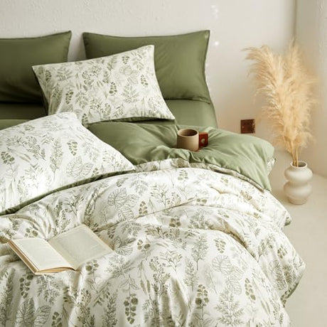 Wake In Cloud - Floral Comforter Set, Botanical Vintage Flower Coquette Cottagecore Aesthetic for Women Teen Girls, Soft Lightweight Dorm Bedding, 3 Pieces, Olive Green, Twin/Twin XL Size Wake In Cloud