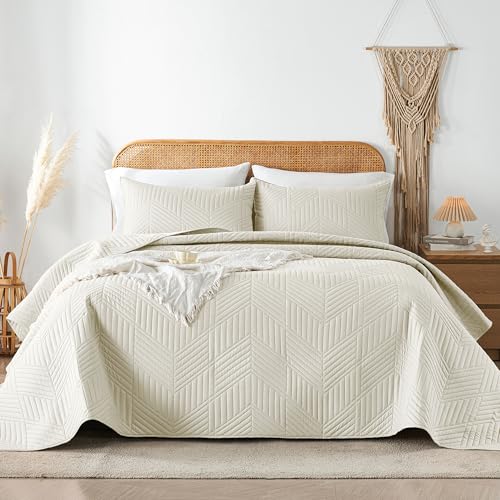 Davulos King/Cal King Quilt Set in Cream, Soft Reversible Microfiber Bedspread for All-Season Use in Bedroom or Dorm, Lightweight Modern Geometric Coverlet (1 Quilt, 2 Pillow Shams) Davulos