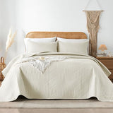 Davulos King/Cal King Quilt Set in Cream, Soft Reversible Microfiber Bedspread for All-Season Use in Bedroom or Dorm, Lightweight Modern Geometric Coverlet (1 Quilt, 2 Pillow Shams) Davulos