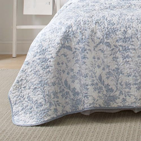 Laura Ashley - King Quilt Set, Soft Cotton Bedding with Reversible Design, Medium Weight for Year Round Use, 3 Piece Bed Set with Matching Pillowcases (Amberley Blue) Laura Ashley