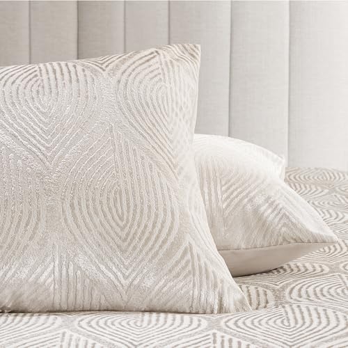 Madison Park 7-Piece Velvet Comforter Set, Jacquard Bedding Sets for All Season, Includes Comforter, Bed Skirt, Pillow Shams and Decorative Pillow, Queen/King/Cal King, Nocturne, Champagne Madison Park