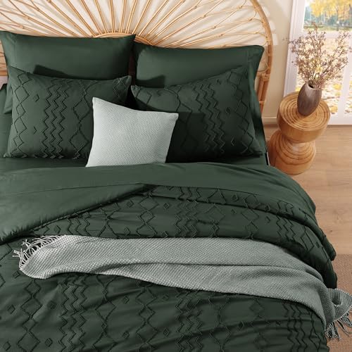 AMBERSPACE Queen Comforter Set Dark Green, Tufted Boho Bedding Farmhouse Bed Set, All Season 7 Pieces Bed in a Bag with Sheets, Pillowcases & Shams AMBERSPACE