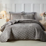 WARMDERN Khaki Velvet Quilt Set King Size, Luxury Geometric Check Pattern Quilts Set, Soft Lightweight Bedspread & Coverlet, 3PCS Milk Velvet Bedding Set with 2 Pillow Shams for All Season, 106" x 96" WARMDERN