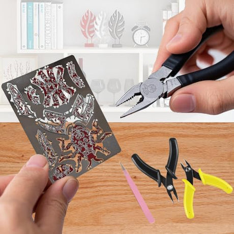 NovnZodiex 3D Metal Puzzles for Adults,Cute Red Ladybug 3D Model Building Puzzle Kits,Insect Animal Themed Design,Brain Teaser DIY Puzzle Crafts Kits Creative Ornament,Need Assembly (Ladybug) NovnZodiex