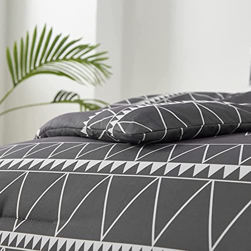 WONGS BEDDING Dark Grey Comforter Set California King, Reversible Boho Triangle Bedding Comforter Set for Cal King Bed 3 Pieces (1 Comforter + 2 Pillowcases), Microfiber Bedding Set 104"x 96" WONGS BEDDING
