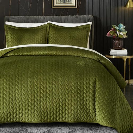 Ivellow Velvet Quilt Queen Size Green Lightweight Velvet Comforter Set Oversized Bedspread Coverlet Full for All Season 3Pcs Luxury Quilted Bedding Ivellow