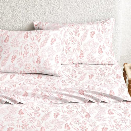 Wake In Cloud - Botanical Bed Sheets, 4-Piece Sheet Set, Floral Shabby Chic Leaves Pattern Printed Coquette Vintage Aesthetic Bedding, Deep Pocket, Light Pink, Queen Size Wake In Cloud