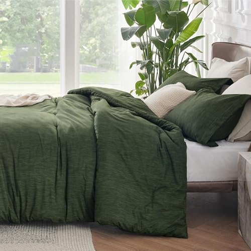 Bedsure Full Comforter Set - Dark Green Soft Bedding for All Seasons, Cationic Dyed Bed Set, 3 Pieces, 1 Full Size Comforter (82"x86") and 2 Pillow Shams (20"x26"+2") Bedsure