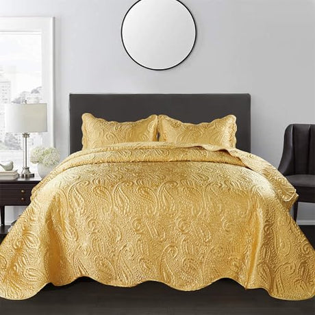 Home Soft Things King Size Quilted Satin Bedspread Set - 3-Piece Luxury Reversible Bed Cover, Silky Soft Shiny & Lightweight Quilt for All Seasons, Embroidered Paisley Design, 108x96 Inches, Gold Home Soft Things